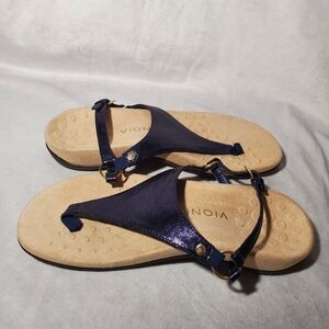 Vionic kirra metalic blue sandle size 7